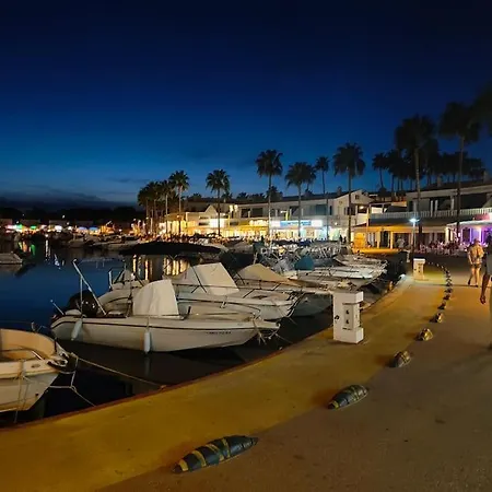 Avec Vue Sur Mer Et Piscine Tropicale *